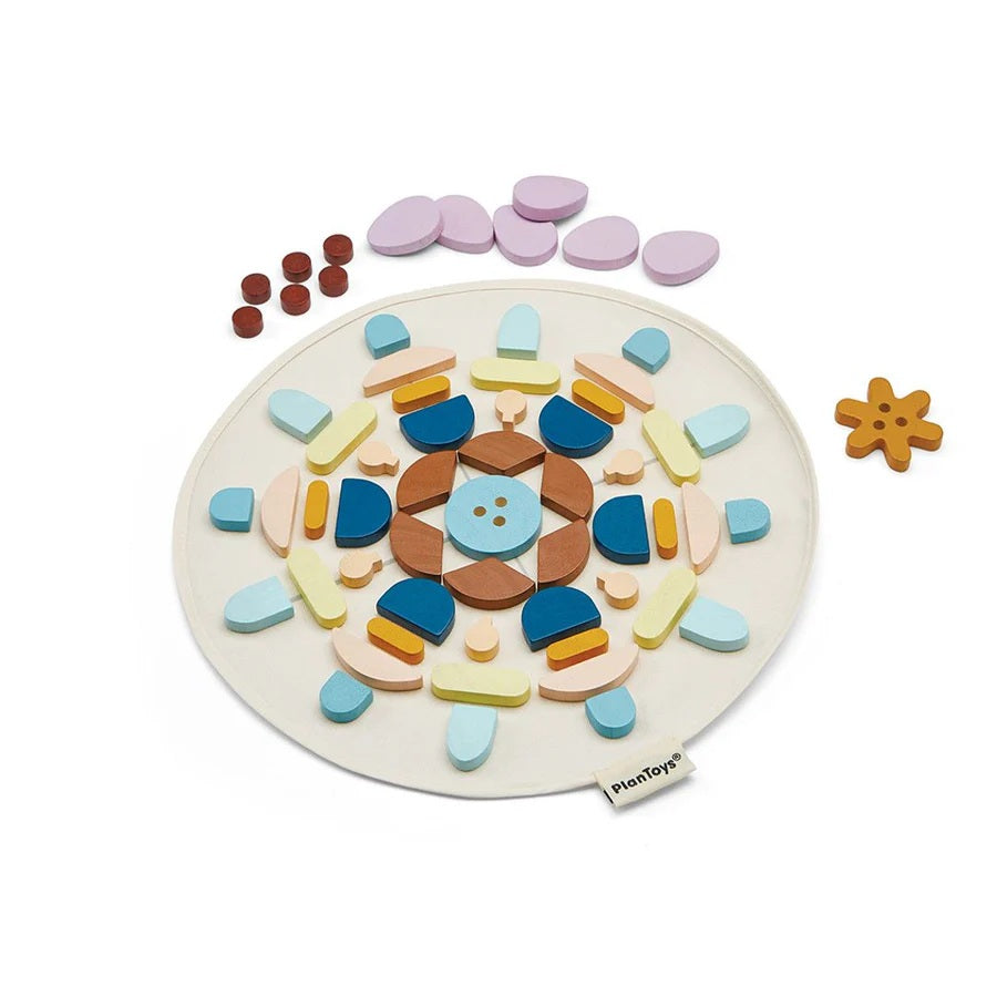 Mandala Legspel – Creatief legspel met houten stukjes dat ontspanning en activering stimuleert voor senioren.