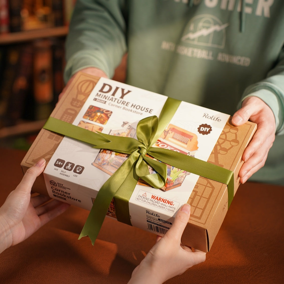 3D-Holzpuzzle-Bausatz - Buchladen