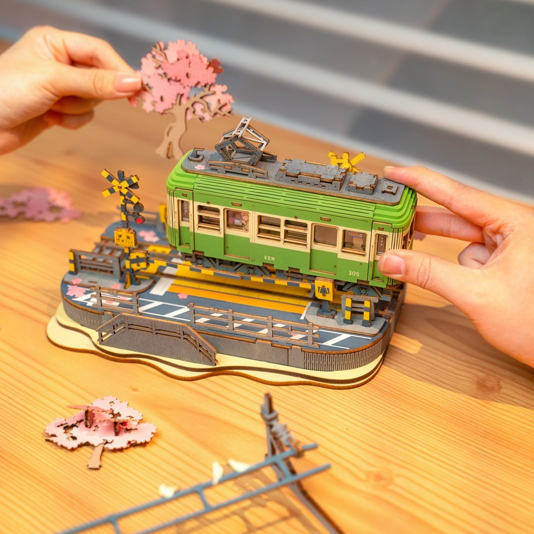3D-Holzpuzzle-Bausatz - Historische Straßenbahn